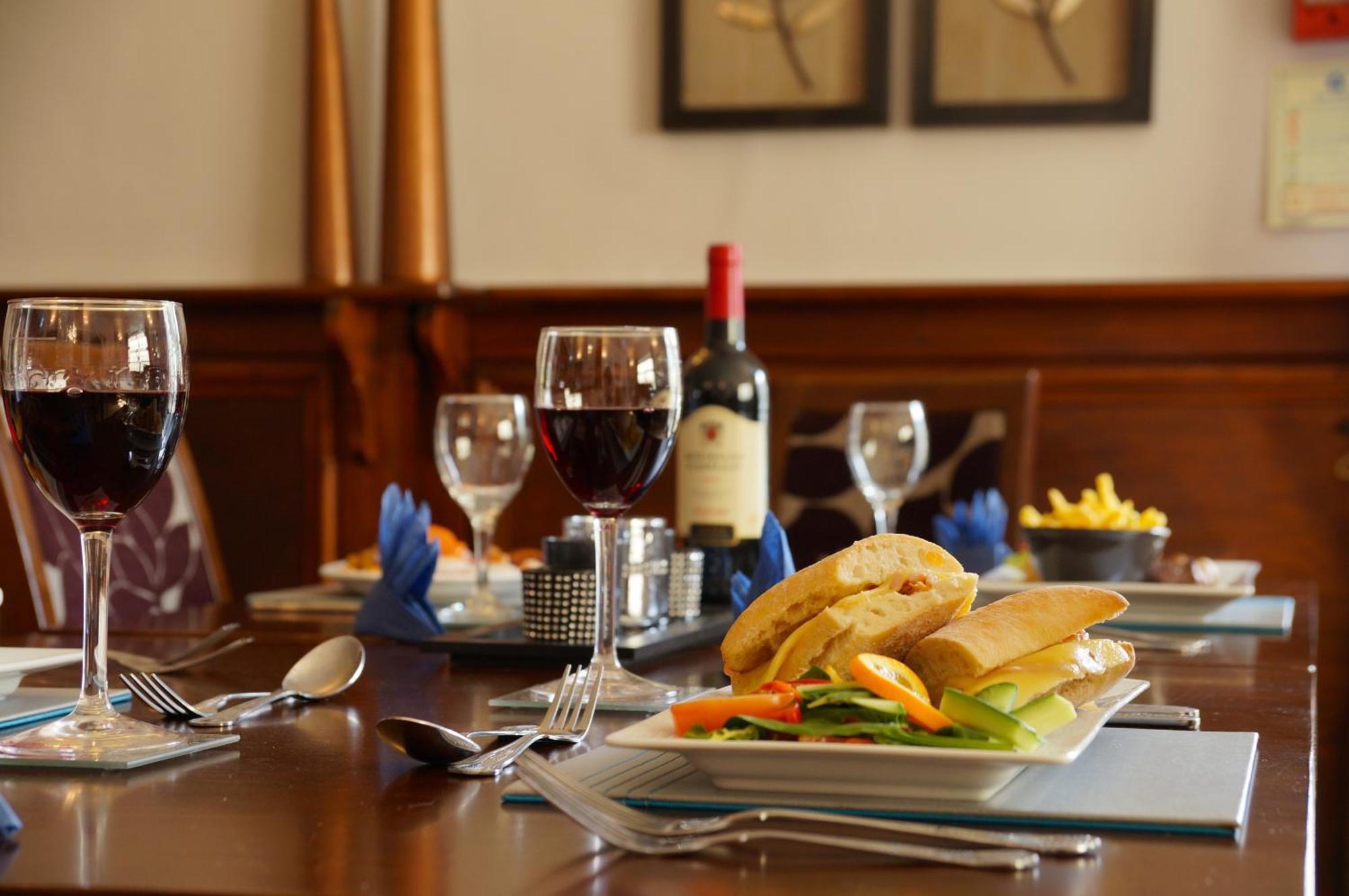 Bed and Breakfast The Eyre Court Seaton  Esterno foto